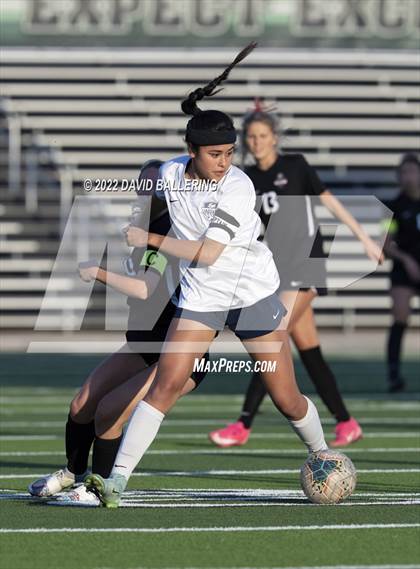 Thumbnail 2 in Marcus vs. Flower Mound (UIL 6A Quarterfinal Playoff) photogallery.