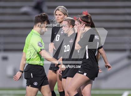 Thumbnail 3 in Marcus vs. Flower Mound (UIL 6A Quarterfinal Playoff) photogallery.