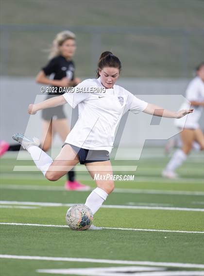 Thumbnail 2 in Marcus vs. Flower Mound (UIL 6A Quarterfinal Playoff) photogallery.