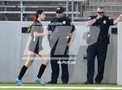 Thumbnail 3 in Marcus vs. Flower Mound (UIL 6A Quarterfinal Playoff) photogallery.