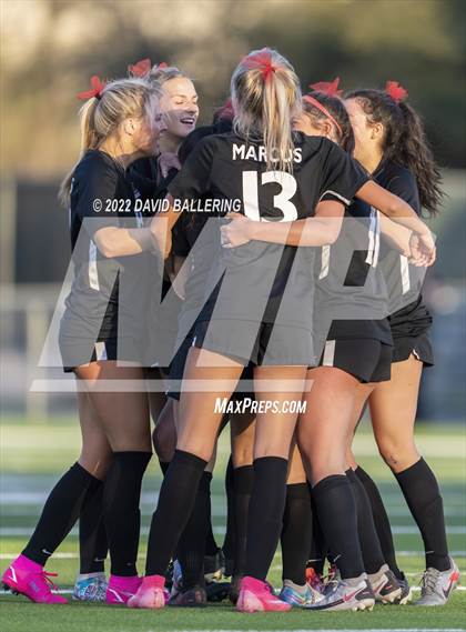 Thumbnail 3 in Marcus vs. Flower Mound (UIL 6A Quarterfinal Playoff) photogallery.