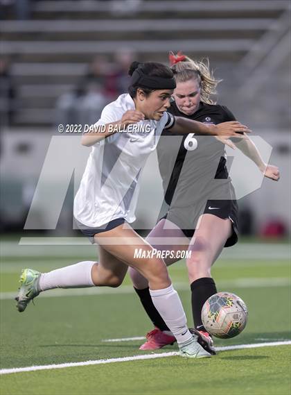 Thumbnail 1 in Marcus vs. Flower Mound (UIL 6A Quarterfinal Playoff) photogallery.