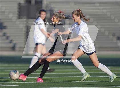 Thumbnail 3 in Marcus vs. Flower Mound (UIL 6A Quarterfinal Playoff) photogallery.