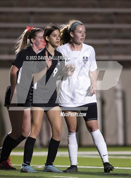 Thumbnail 1 in Marcus vs. Flower Mound (UIL 6A Quarterfinal Playoff) photogallery.