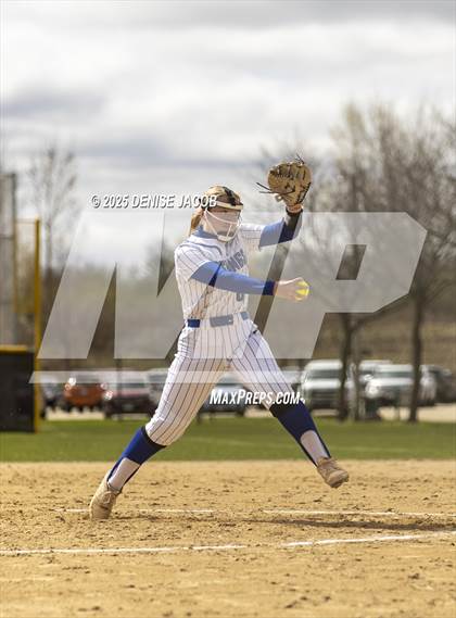 Thumbnail 2 in Sun Prairie West @ Watertown photogallery.