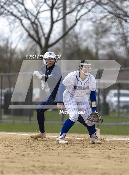 Thumbnail 3 in Sun Prairie West @ Watertown photogallery.