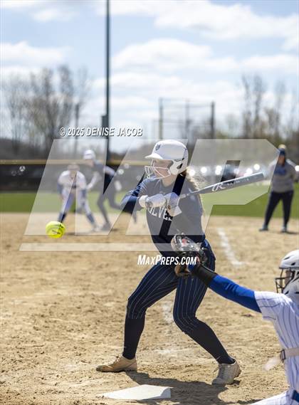Thumbnail 1 in Sun Prairie West @ Watertown photogallery.