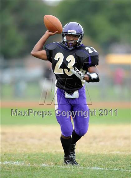 Thumbnail 3 in Amityville Memorial @ Islip photogallery.