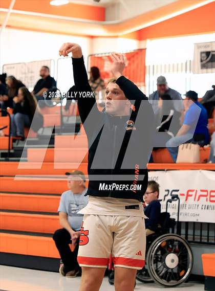 Thumbnail 2 in Grand Saline vs Eustace photogallery.