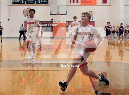 Thumbnail 1 in Grand Saline vs Eustace photogallery.
