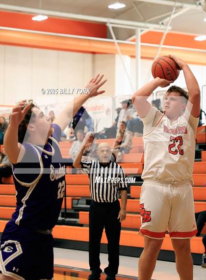 Thumbnail 2 in Grand Saline vs Eustace photogallery.