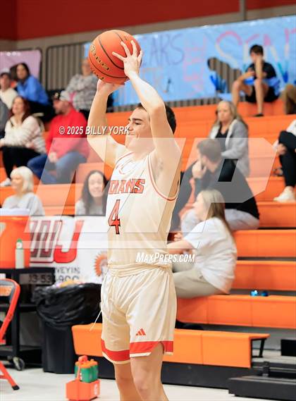 Thumbnail 3 in Grand Saline vs Eustace photogallery.