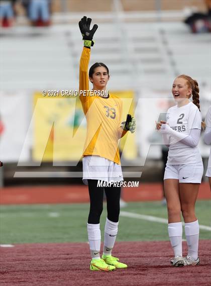Thumbnail 3 in Pine View vs Logan (UHSAA 4A First Round) photogallery.