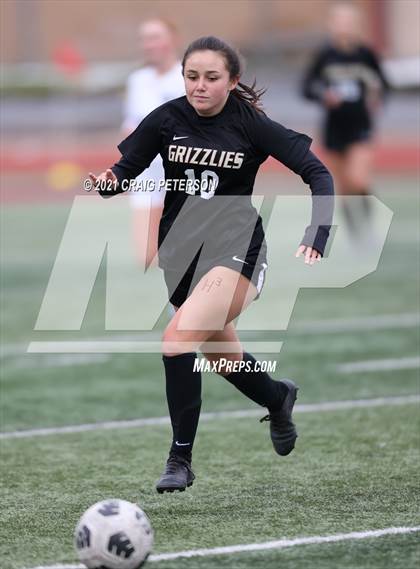 Thumbnail 2 in Pine View vs Logan (UHSAA 4A First Round) photogallery.