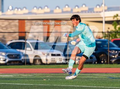 Thumbnail 2 in Valor Christian vs Ralston Valley photogallery.