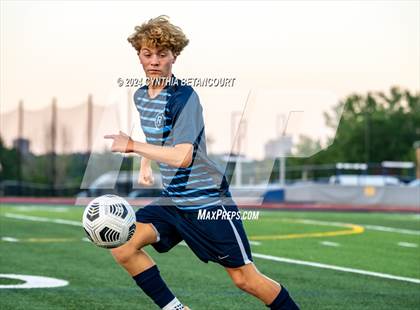 Thumbnail 1 in Valor Christian vs Ralston Valley photogallery.