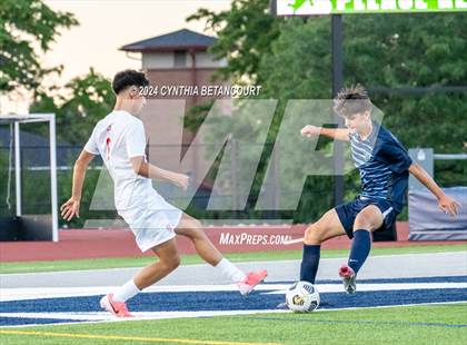 Thumbnail 1 in Valor Christian vs Ralston Valley photogallery.