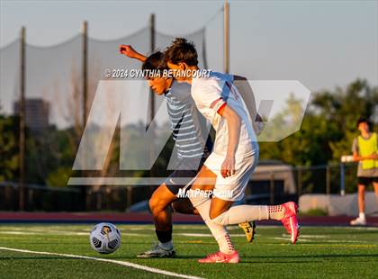 Thumbnail 2 in Valor Christian vs Ralston Valley photogallery.