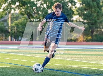 Thumbnail 2 in Valor Christian vs Ralston Valley photogallery.
