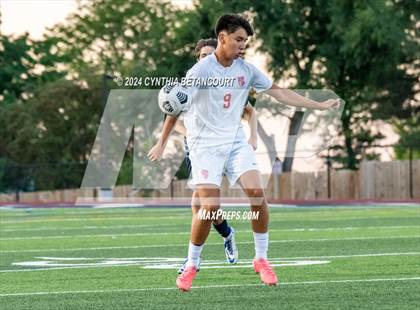 Thumbnail 2 in Valor Christian vs Ralston Valley photogallery.