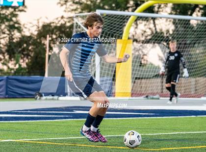 Thumbnail 3 in Valor Christian vs Ralston Valley photogallery.
