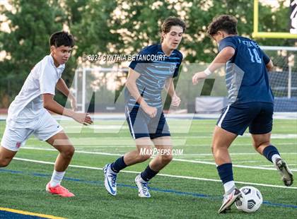 Thumbnail 3 in Valor Christian vs Ralston Valley photogallery.