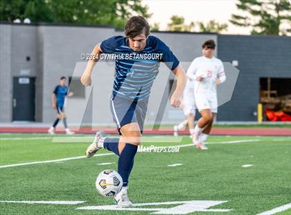 Thumbnail 1 in Valor Christian vs Ralston Valley photogallery.