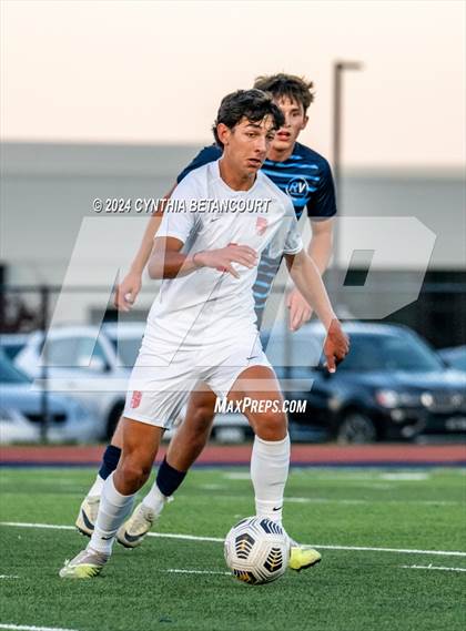 Thumbnail 2 in Valor Christian vs Ralston Valley photogallery.