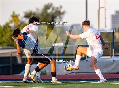 Thumbnail 3 in Valor Christian vs Ralston Valley photogallery.