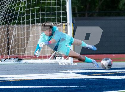 Thumbnail 2 in Valor Christian vs Ralston Valley photogallery.