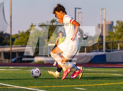 Thumbnail 2 in Valor Christian vs Ralston Valley photogallery.