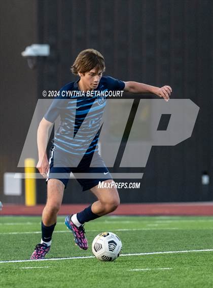 Thumbnail 2 in Valor Christian vs Ralston Valley photogallery.