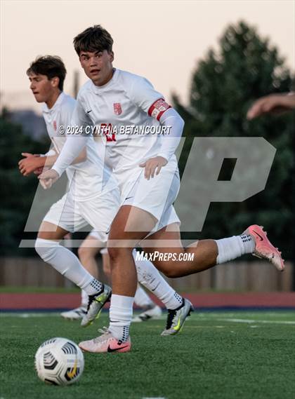 Thumbnail 3 in Valor Christian vs Ralston Valley photogallery.