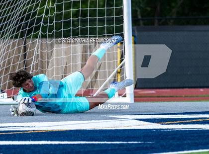 Thumbnail 1 in Valor Christian vs Ralston Valley photogallery.