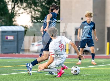 Thumbnail 3 in Valor Christian vs Ralston Valley photogallery.