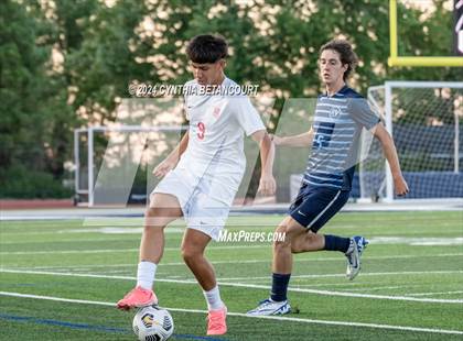 Thumbnail 1 in Valor Christian vs Ralston Valley photogallery.