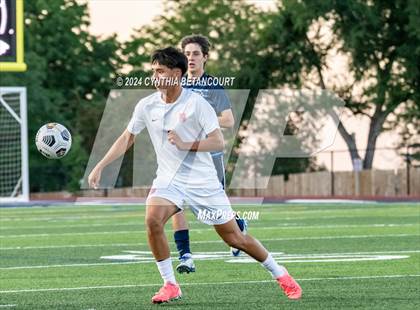 Thumbnail 1 in Valor Christian vs Ralston Valley photogallery.