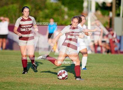 Thumbnail 3 in David Crockett @ Dobyns-Bennett photogallery.