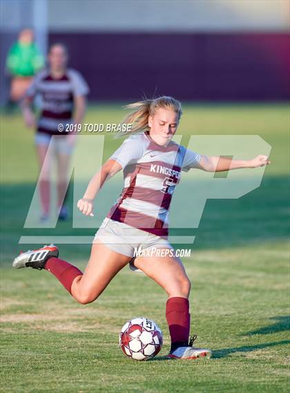 Thumbnail 2 in David Crockett @ Dobyns-Bennett photogallery.