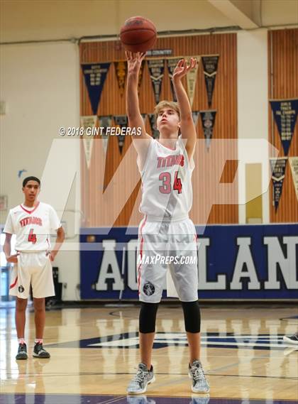 Thumbnail 1 in Antelope vs. Santa Teresa (Chris Huber Classic) photogallery.