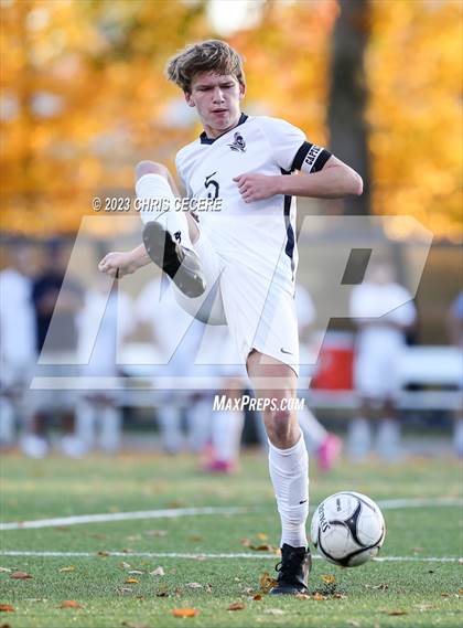 Thumbnail 3 in Sutherland vs. Aquinas Institute (NYSPHSAA 5A Final) photogallery.