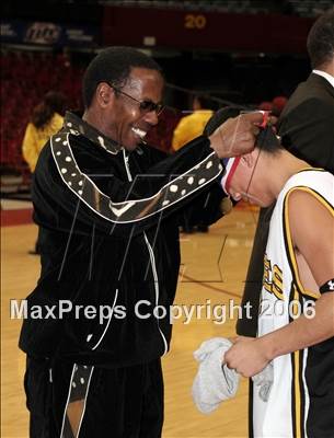 Thumbnail 3 in Cleveland vs. San Pedro (LA City Invitational Division - Awards) photogallery.