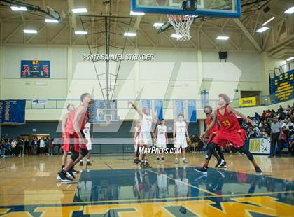 Thumbnail 2 in Fairfax vs. Bishop O'Dowd (NorCal Tipoff Classic) photogallery.