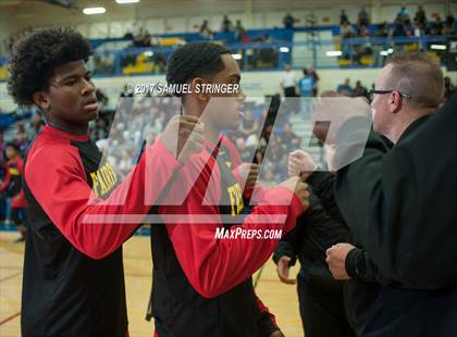 Thumbnail 2 in Fairfax vs. Bishop O'Dowd (NorCal Tipoff Classic) photogallery.