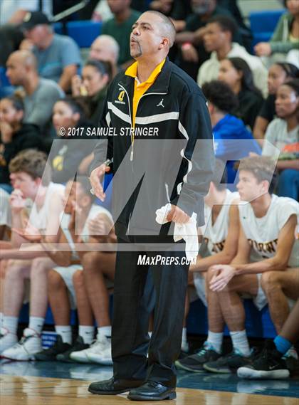 Thumbnail 3 in Fairfax vs. Bishop O'Dowd (NorCal Tipoff Classic) photogallery.