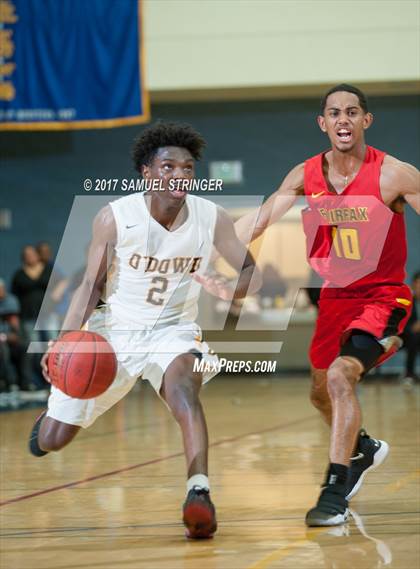 Thumbnail 1 in Fairfax vs. Bishop O'Dowd (NorCal Tipoff Classic) photogallery.