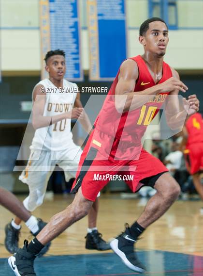 Thumbnail 2 in Fairfax vs. Bishop O'Dowd (NorCal Tipoff Classic) photogallery.