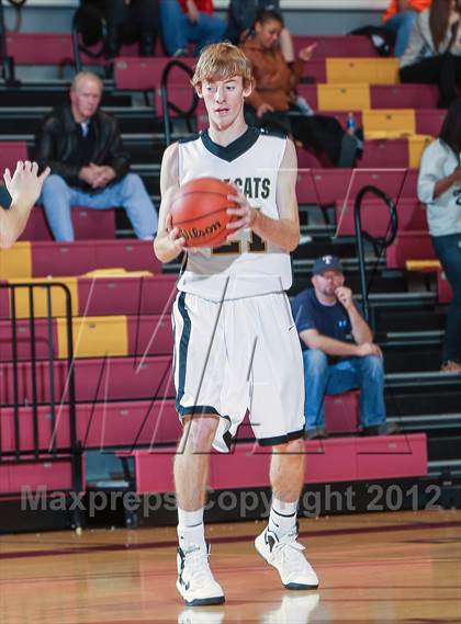 Thumbnail 1 in Wichita Falls vs. Henrietta (Fantasy of Lights) photogallery.