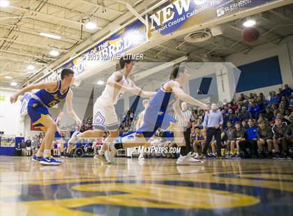 Thumbnail 2 in Newport Central Catholic vs Highlands  photogallery.