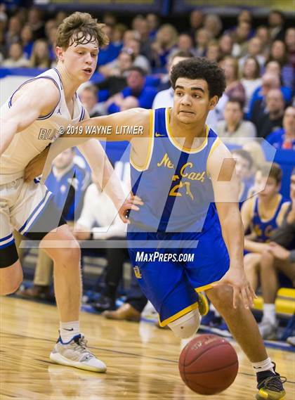 Thumbnail 1 in Newport Central Catholic vs Highlands  photogallery.